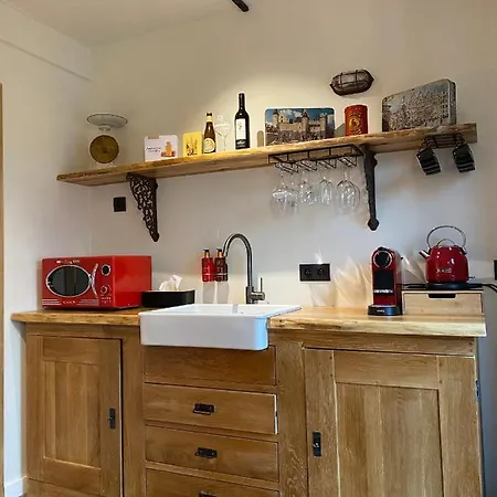 Sint-mariaburg Bed & Breakfast 4*